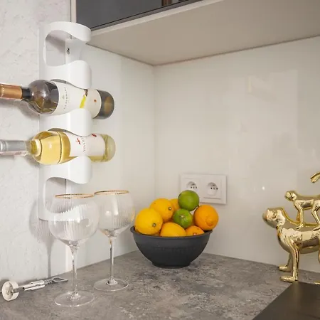 Ac And Fast Wifi Modern Big Emilii Plater 55 Warsaw