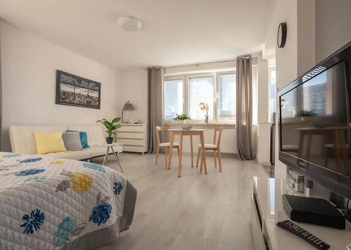 Apartment Ac And Fast Wifi Modern Big Emilii Plater 55 *