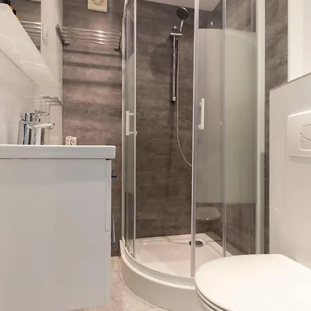 Ac And Fast Wifi Modern Big Emilii Plater 55 Apartment Warsaw